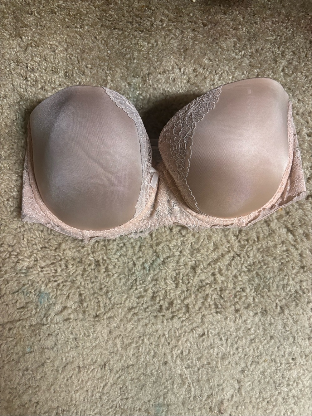 Victoria Secret 32DDD strapless bra nude lace